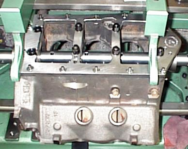 14 Bolt block with girdle